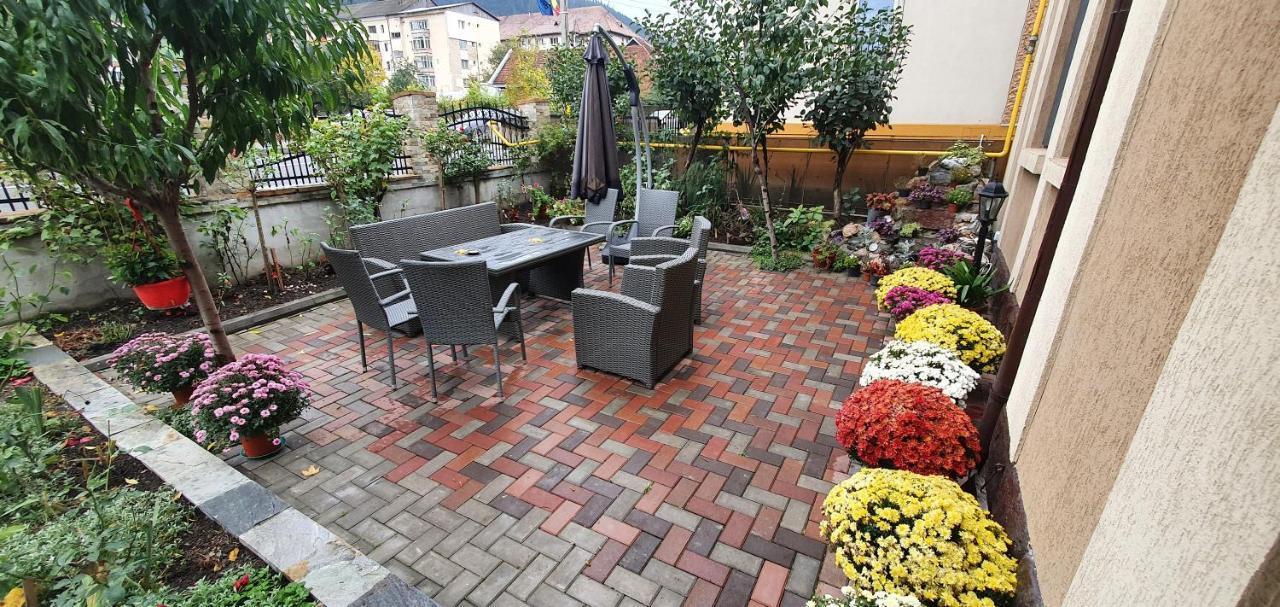 Casa Domneasca Rarau Hotel Campulung Moldovenesc Bagian luar foto